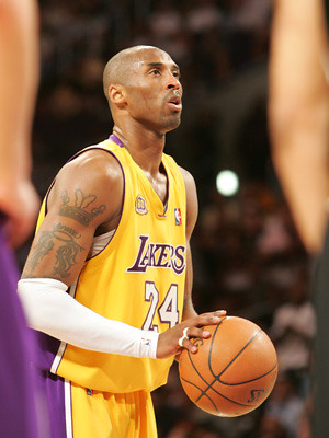 Uitvaart Kobe Bryant, de basketballer is overleden als gevolg van een helikopter ongeluk